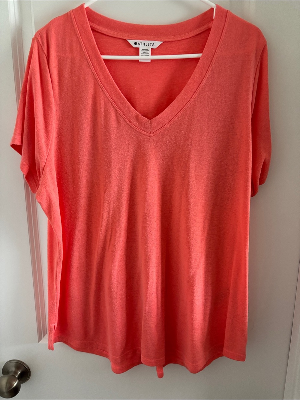 Athleta Coral V-Neck Short Sleeve Tee